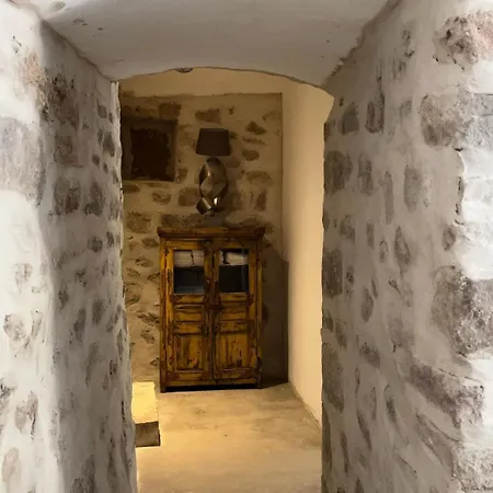 Chateau Du Barry *