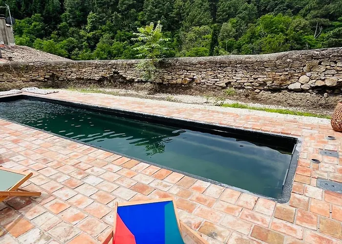 Casa de Férias Château Du Barry Saint-Jean-de-Valériscle